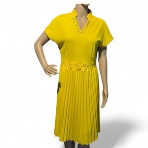 💰BOGO FREE Bright Yellow Dress w Pleated Skirt L/XL